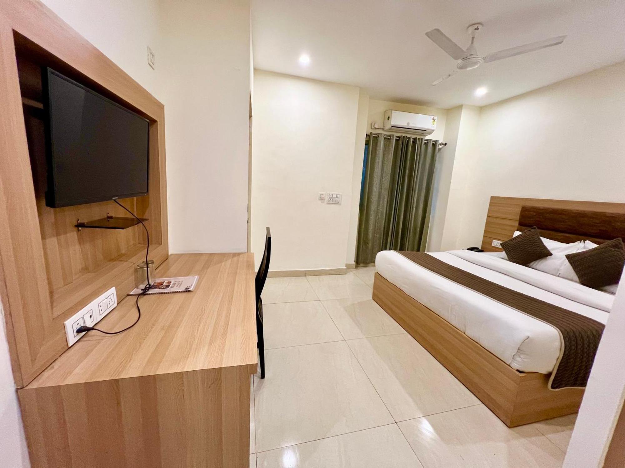 The Reo Lodge, Haridwar Exterior photo