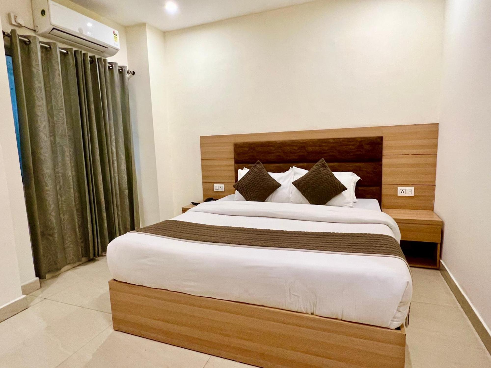 The Reo Lodge, Haridwar Exterior photo